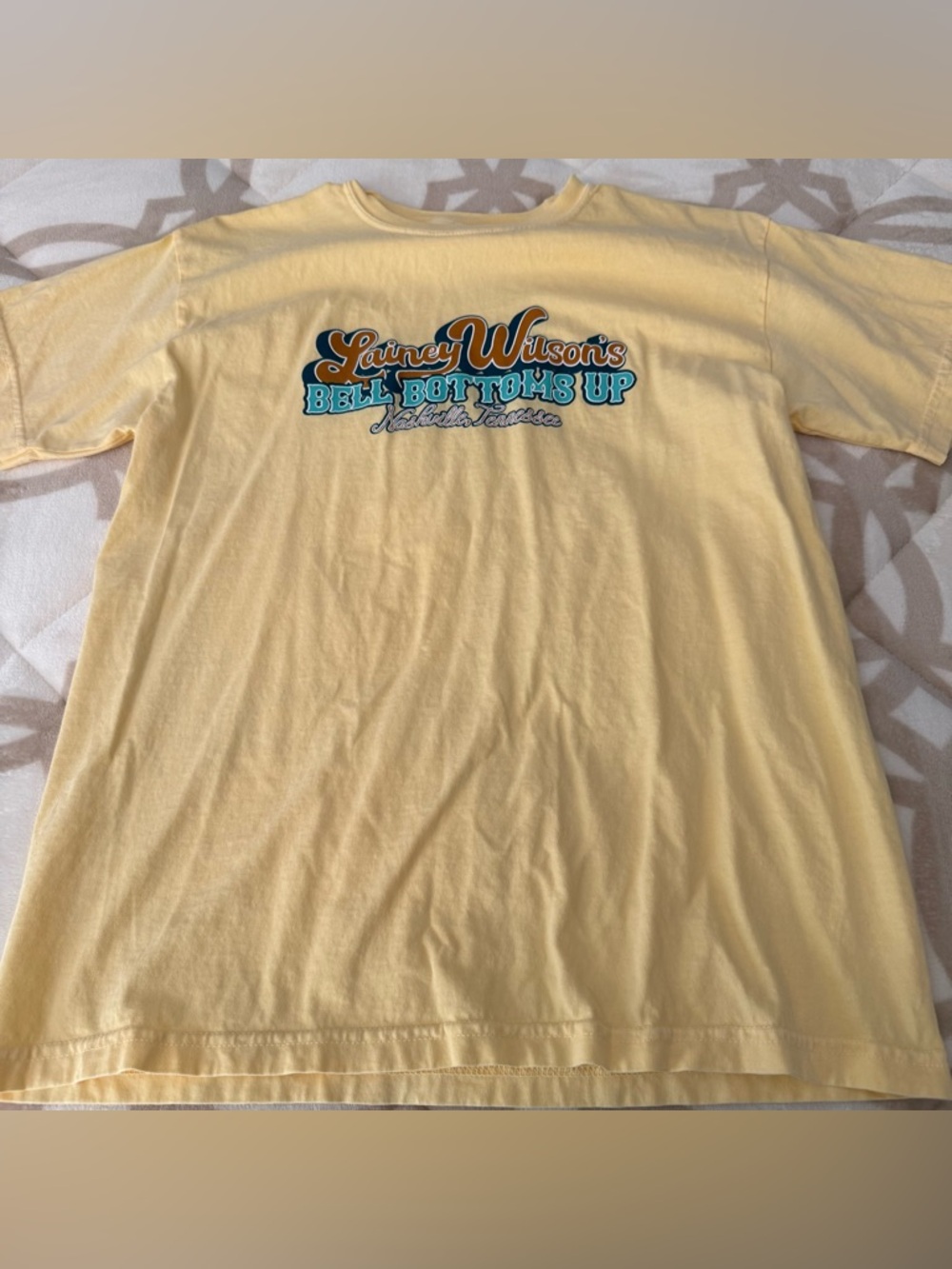 Lainey Wilson Bell Bottoms Up Bar Nashville